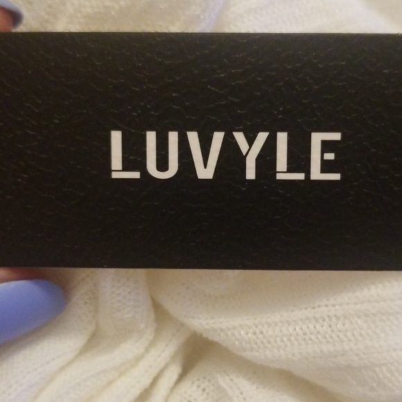 Numerous colors of long sleeved sweaters - Picture 4 of 6